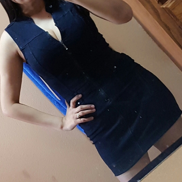 Almost Famous Dresses & Skirts - 🤩Almost Famous Bodycon Denim Dress🤩